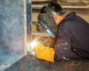 東莞焊工證報名多少錢 報考條件是什么