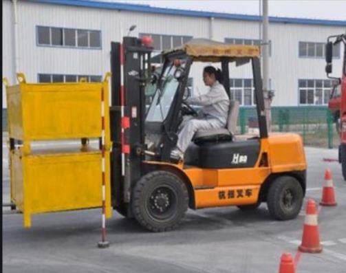 　　什么是濱州叉車操作證?