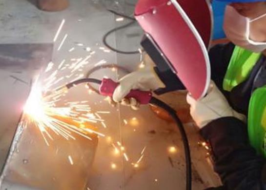廣州焊工操作證和焊工證哪個實用(有焊工操作證沒有焊工證能進行作業嗎)