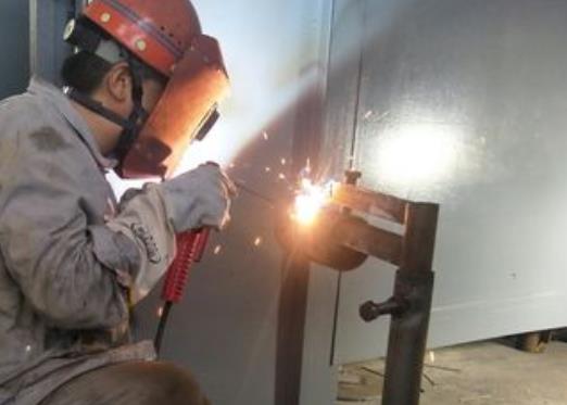 廣州電焊工操作證怎么考(考電焊工操作證需要達到哪些要求)