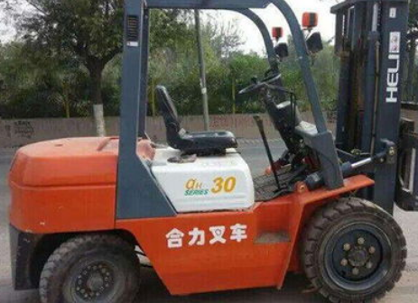 叉車
